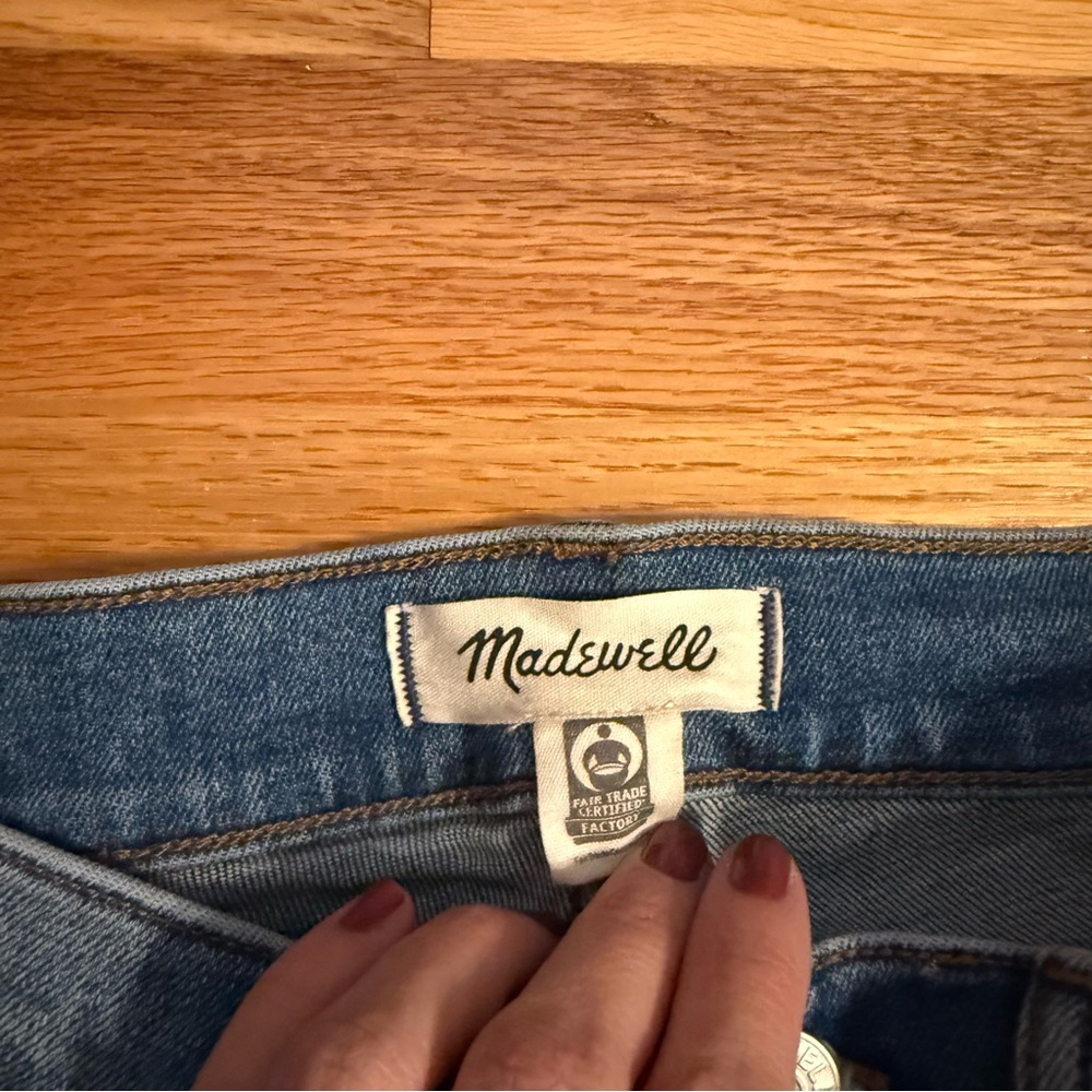 Madewell Cropped Flare Jeans - Picture 5 of 6